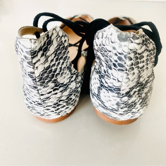 RAYE REVOLVE Black White Two Tone Snakeskin Toe Lace Up Ballet Flats Shoes 36 - Picture 12 of 13